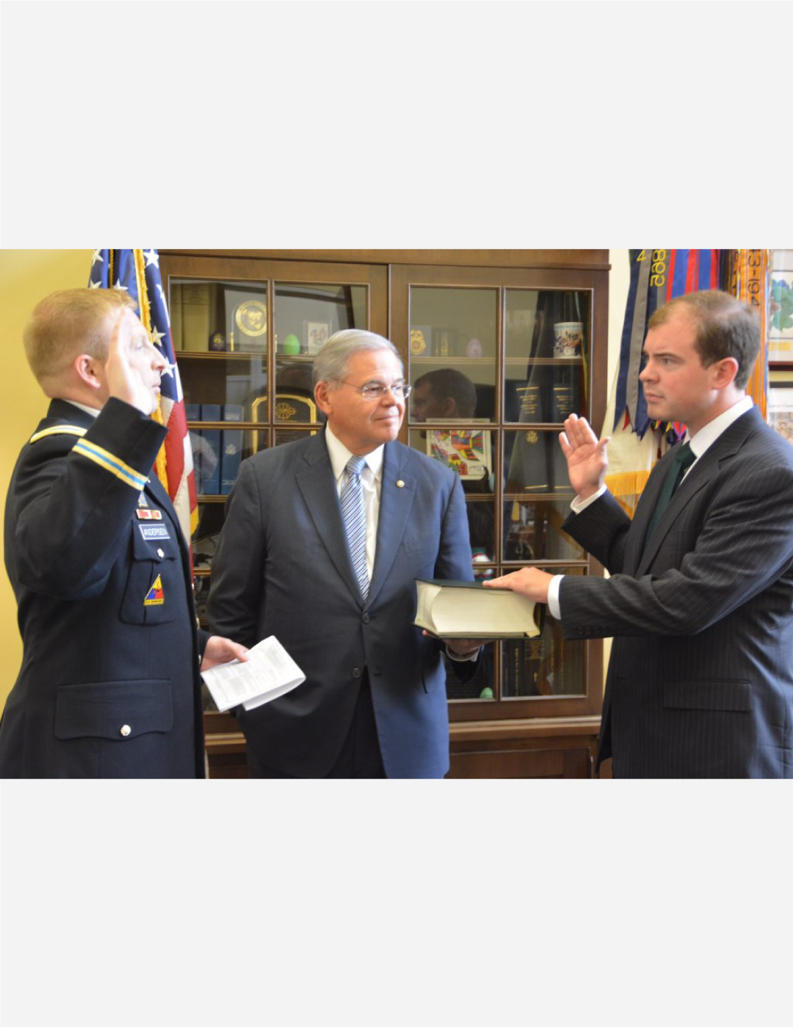 Major Andy Andersen swears in 2016 Fellow John Ryan
